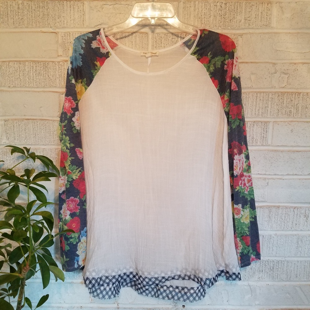 Hem & Thread Raglan Top gingham trim floral light